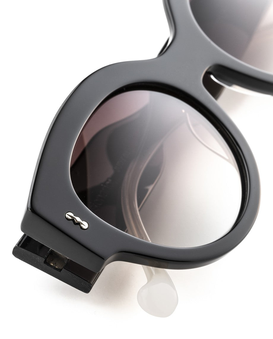 VSNO - JUDY 01 — vue 3