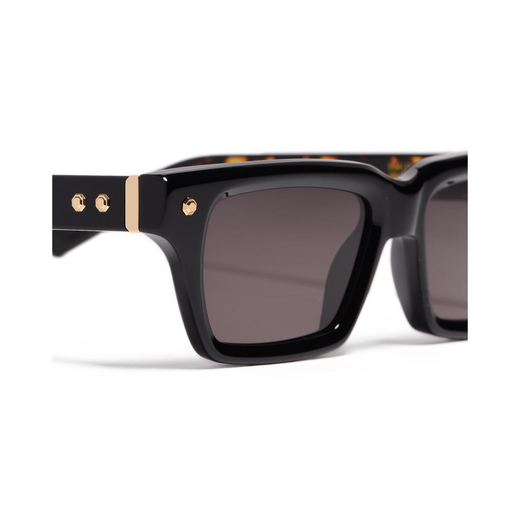 JOHN DALIA P04C108 - vue 3