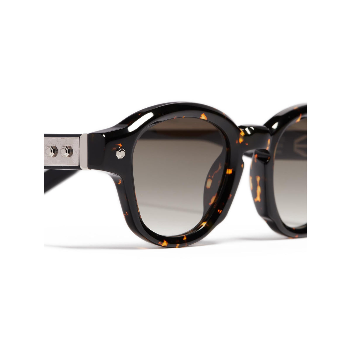 JOHN DALIA P10C628 - vue 3